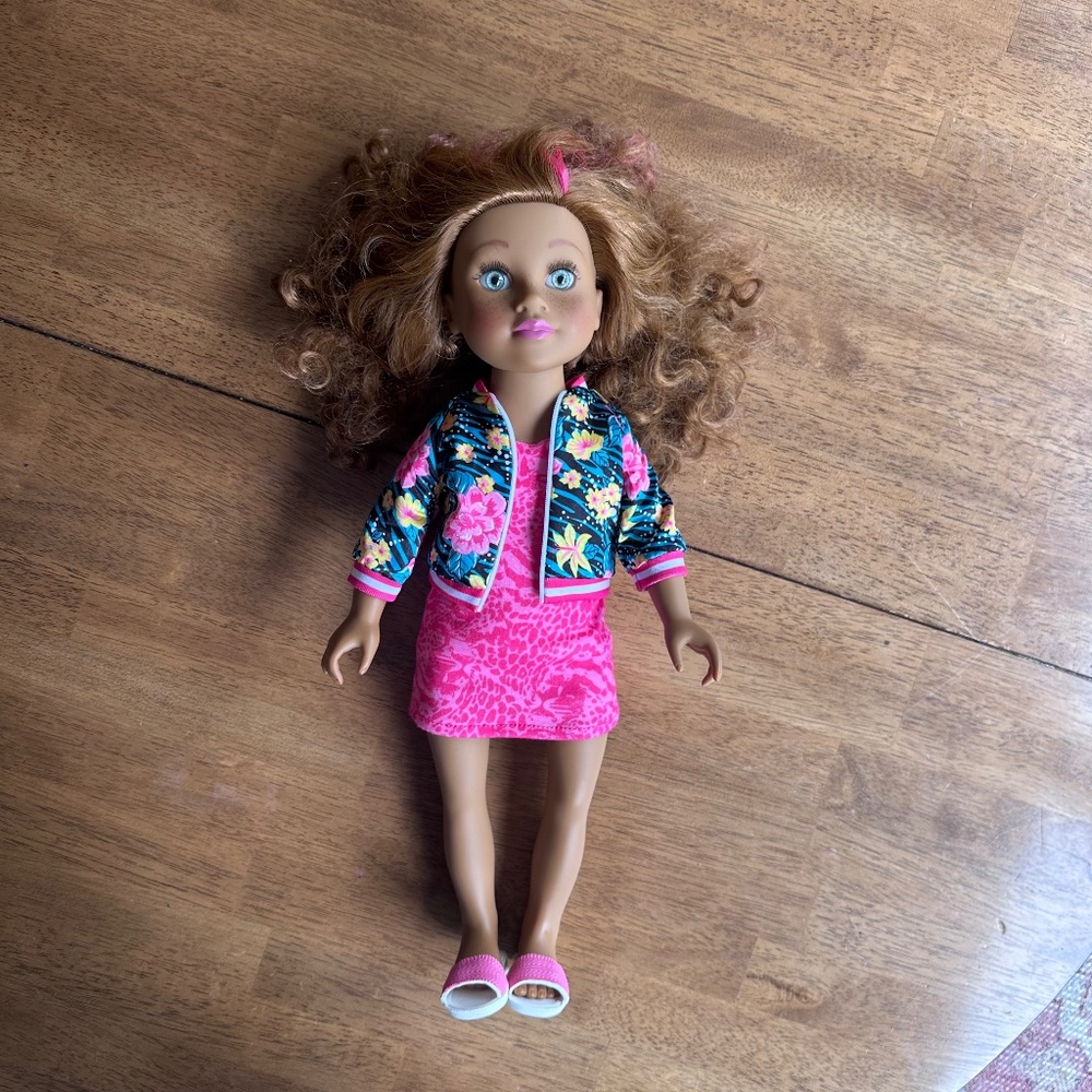Alana Journey Girls 18” doll EUC